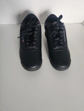 Women's Reebok Black Low-Top Lace-Up Sneakers 8 Wide